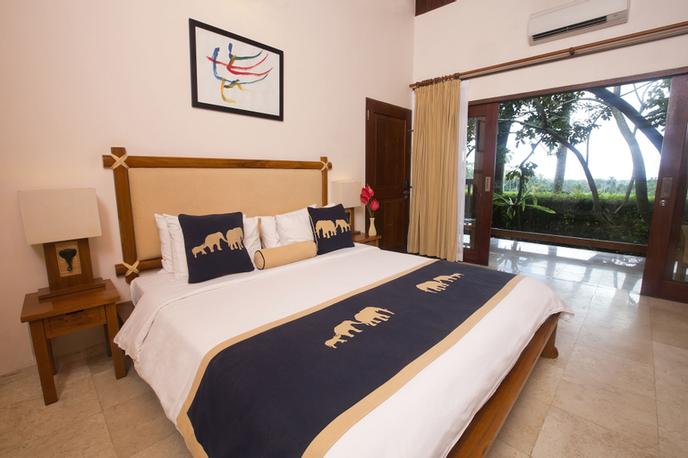 Bedroom 25