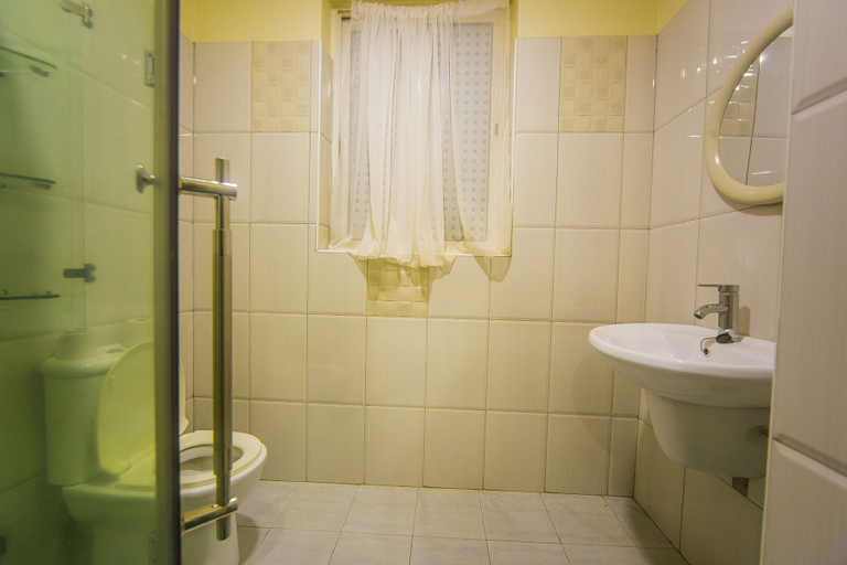 Bathroom 4, Hotel Royal Nest, Entebbe