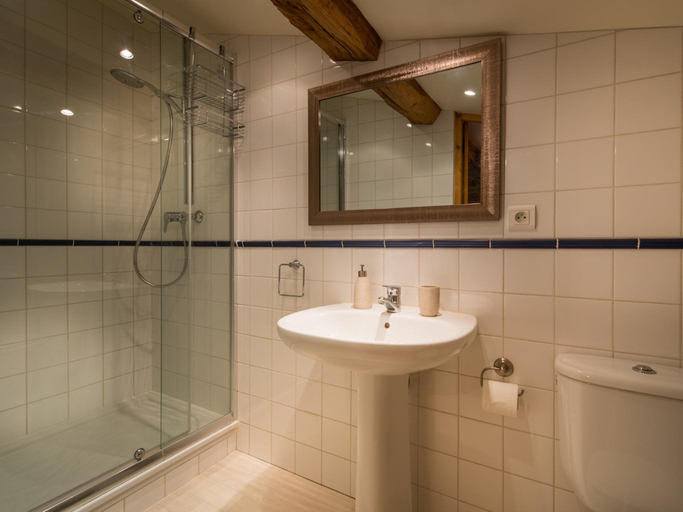 Bathroom, Château le Retail, Vendée