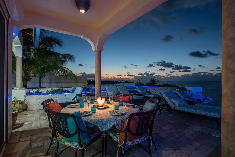 Food & Drinks 4, Ambrosia Villa