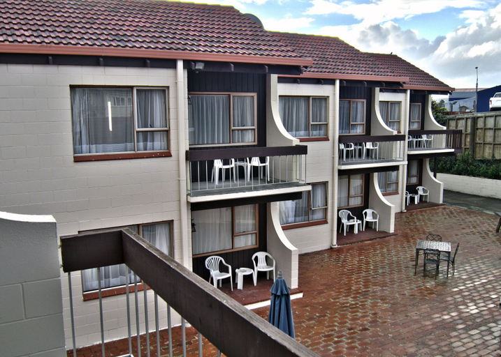 Others 4, Barcelona Motel, Taupo