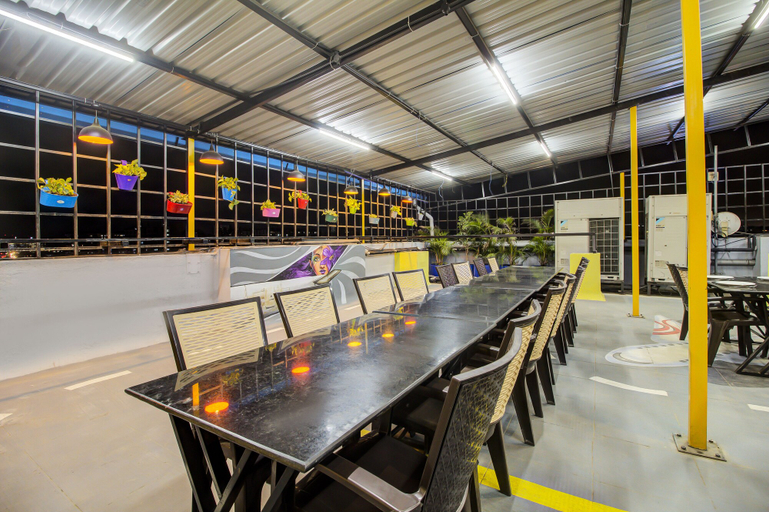 Food & Drinks 5, Turquoise Kharadi A Business Hotel, Pune