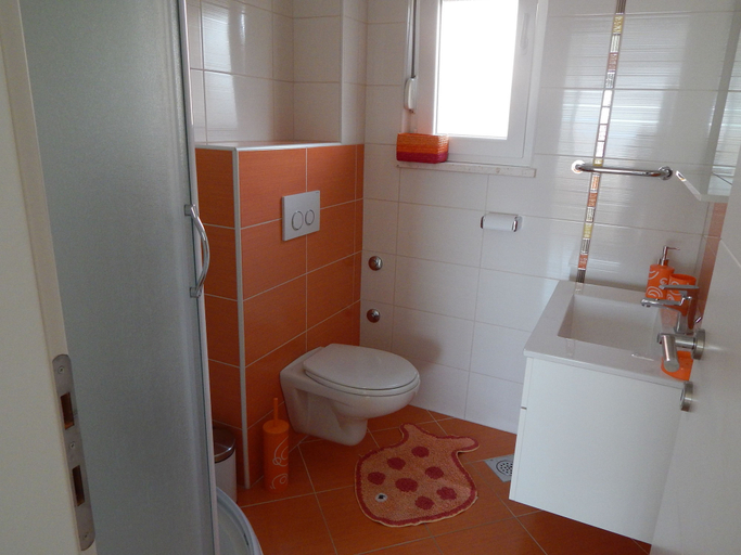 Bathroom 3, Apartments Linda, Okrug
