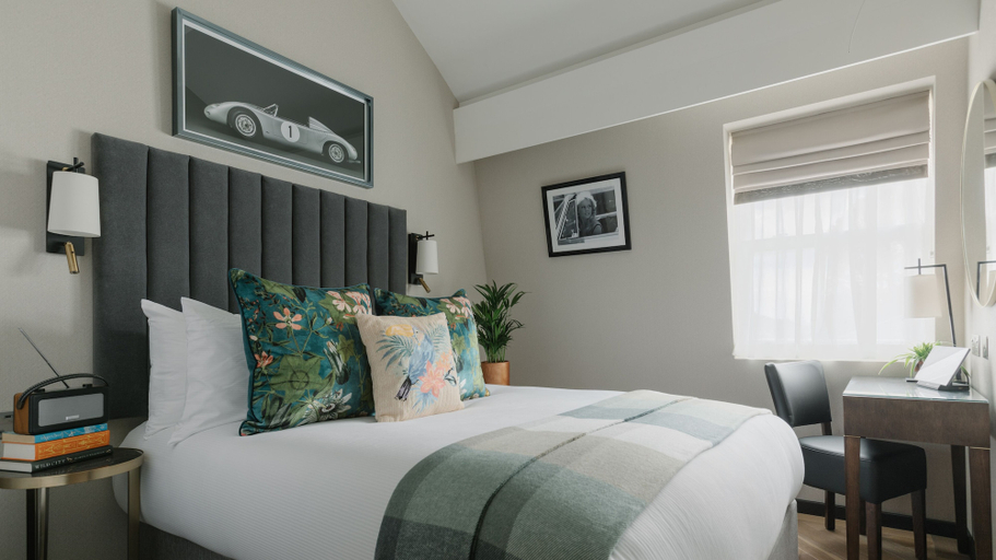 Bedroom 2, The Selwyn Hotel, London