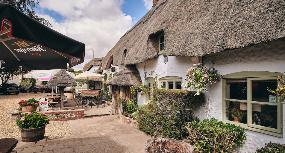 Exterior & Views 4, The Hatchet Inn, Wiltshire