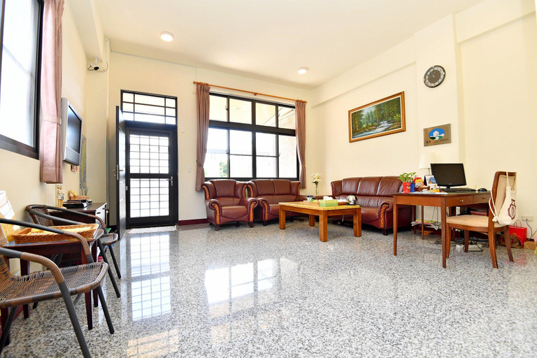 Food & Drinks, Corner No.56 Guest House, Pingtung