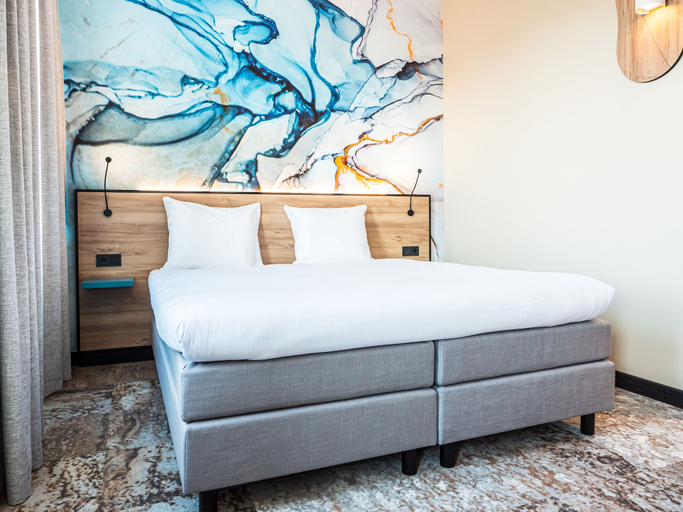 Bedroom 2, Fletcher Hotel-Restaurant Scheveningen, The Hague