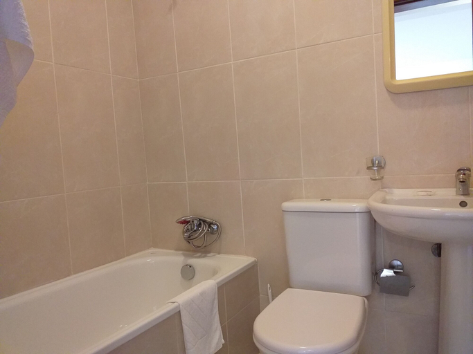 Bathroom 3, Swyn - The Flat Close To The Beach