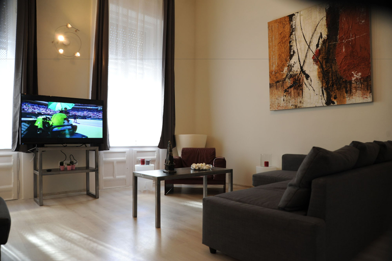 Others 5, Budapest Easy Flats- Operetta Lux Apartment, Budapesti