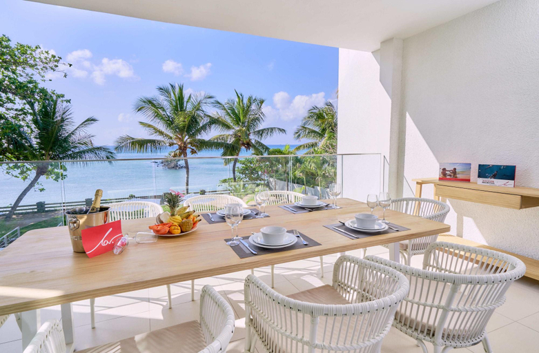 Bedroom 3, Les Estivales Beachfront Suites & Penthouses, LOV