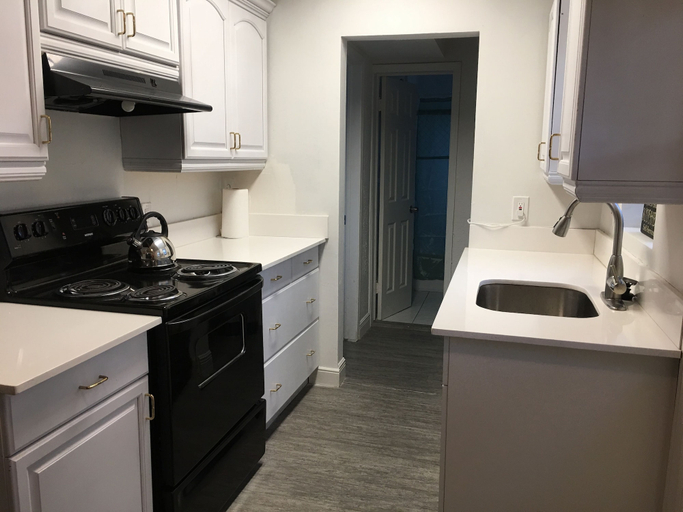 Others 5, Cozy Marina Cottage, Broward