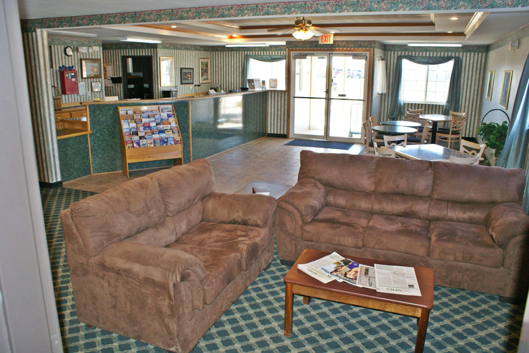 Public Area 4, Americas Best Value Inn, Saint Francis