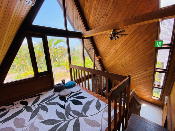 Bedroom 2, Sea Breeze, Onna
