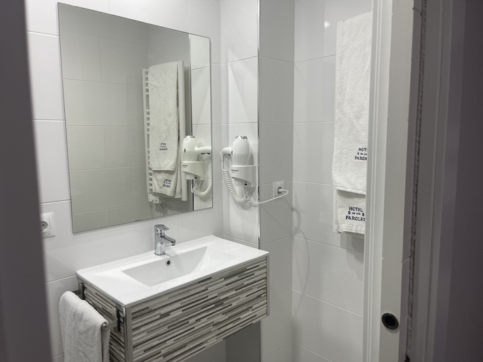 Bathroom 2, Viana Rooms, Córdoba
