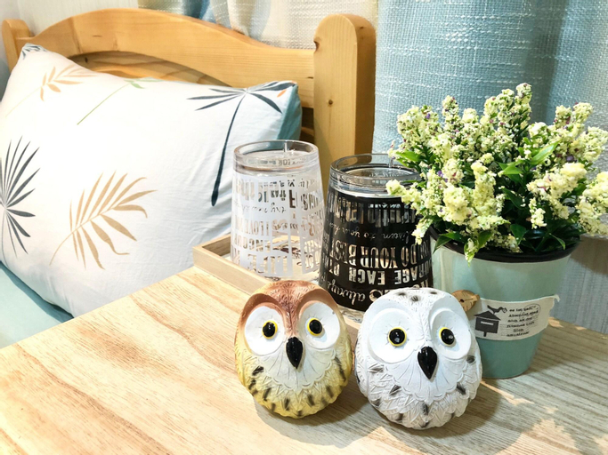 Food & Drinks, Owl Hostel, Kowloon
