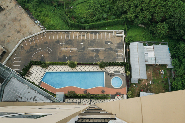 Sport & Beauty, Best Homey Studio at The Oasis Apartment By Travelio, Cikarang