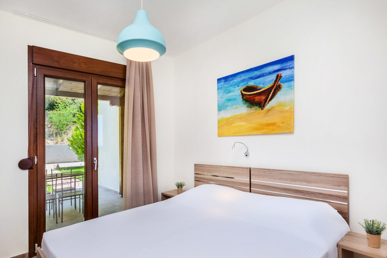 Others 4, Sunset Villas, Central Macedonia
