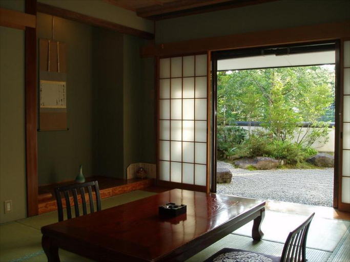 Bedroom 5, Oumeitei Tsuji Ryokan, Nagano