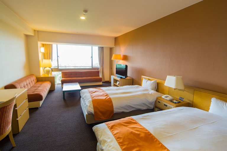 Bedroom 3, Suzu Beach Hotel, Suzu
