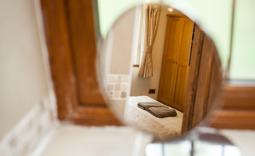 Bathroom 5, Acorns Guest House, North Somerset
