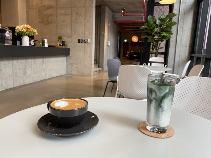 Food & Drinks 5, Shui Hostel, Jung