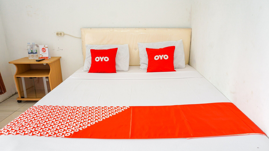 Bedroom 1, OYO 2369 Cempaka Homestay, Bandung