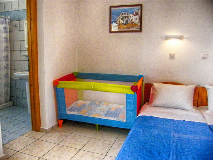Bedroom 3, Helena, South Aegean