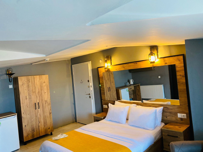 Bedroom 3, deperlas, Merkez