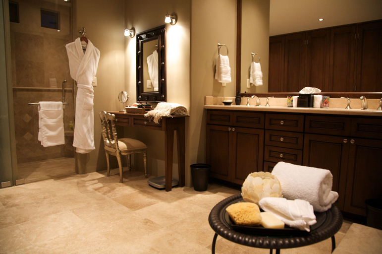 Bathroom 5, Alegranza Luxury Resort, La Paz