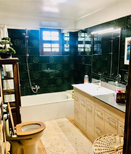 Bathroom 3, Masia Mimosa, Girona