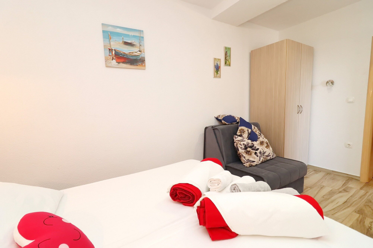 Bedroom 3, Seaside Apartments Hrkac, Orebić
