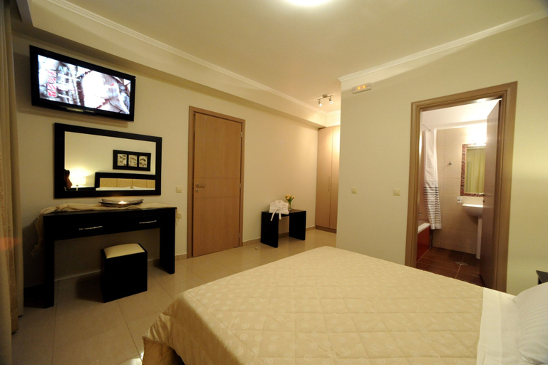 Bedroom 2, Mamfredas Luxury Resort, Ionian Islands