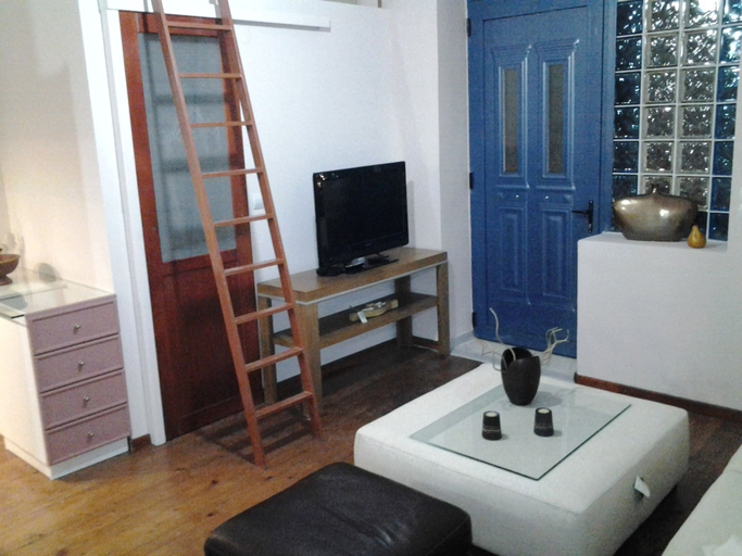 Others 5, Mastic Point Studios, North Aegean