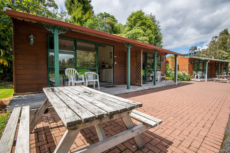 Exterior & Views 2, Blue Lake Top 10 Holiday Park, Rotorua