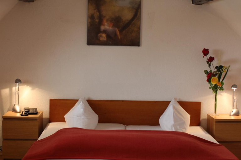 Bedroom 5, Hotel Deutscher Hof, Mannheim