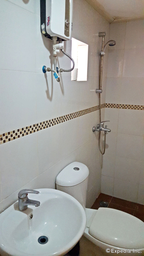 Bathroom 3, Palawan Palm Suites, Puerto Princesa City