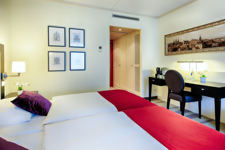 Bedroom 3, Welcome Hotel Residenzschloss Bamberg, Bamberg