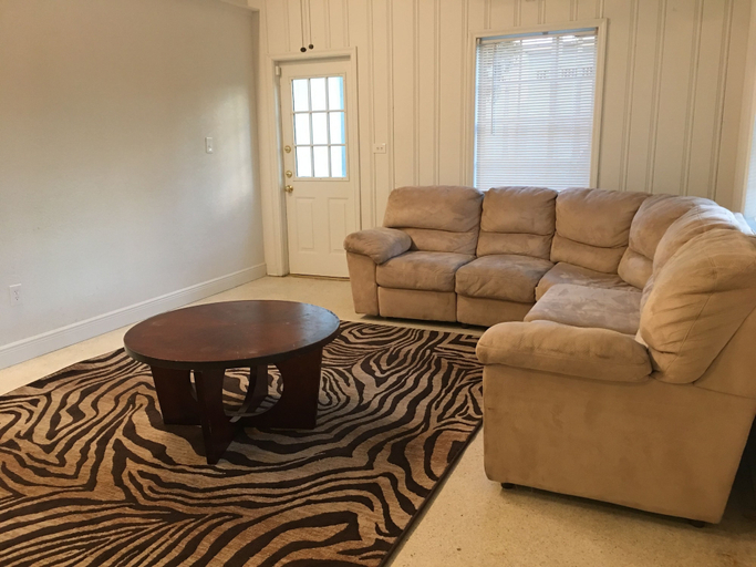 Others 3, Cozy Marina Cottage, Broward