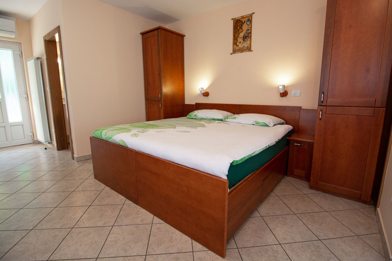 Bedroom 3, Guest house Kocanija, Ilirska Bistrica