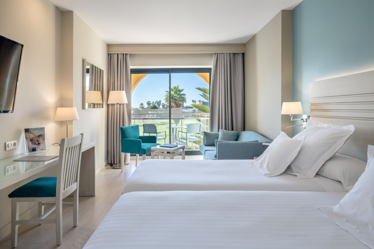Bedroom 4, Barceló Costa Ballena Golf & Spa, Cádiz