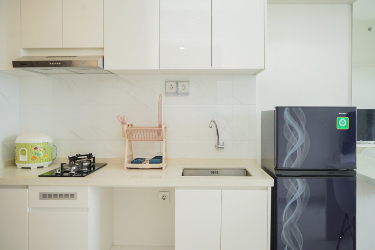 Others 4, Fully Furnished with Cozy Design 2BR at Sky House BSD Apartment, Tangerang Selatan