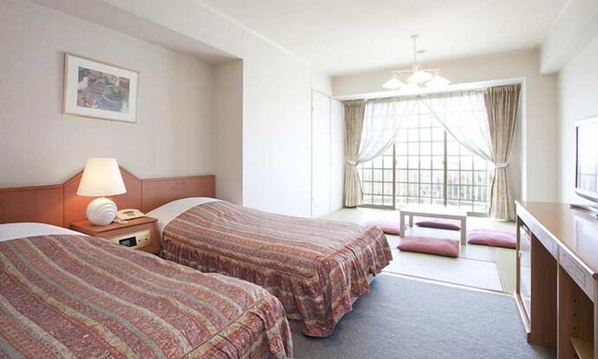 Bedroom 2, Hotel Green Plaza Tojoko, Katō