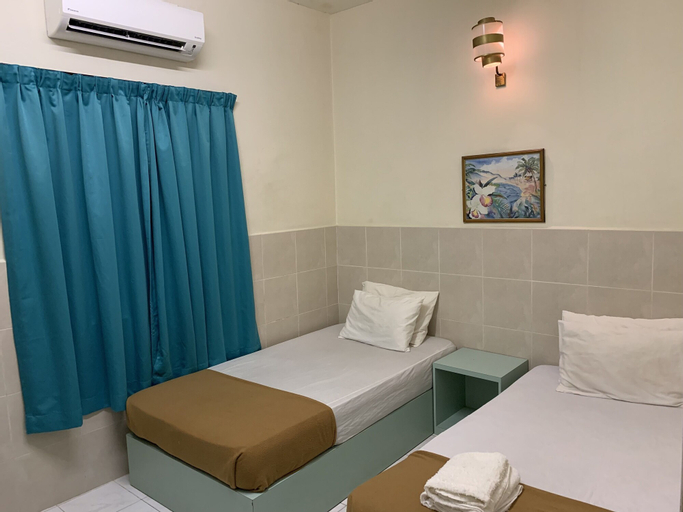 Bedroom 5, Fairway Hotel, Malacca City