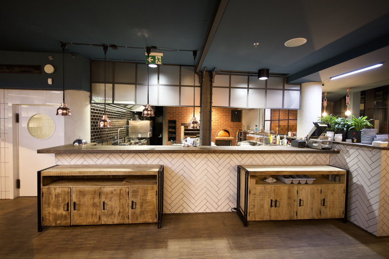 Food & Drinks 5, Sono Hotel, Brno