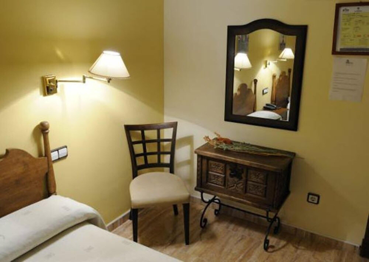 Bedroom 2, Hotel El Oasis, Jaén