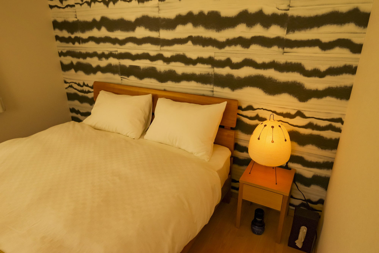 Bedroom 3, Samurai, Kin