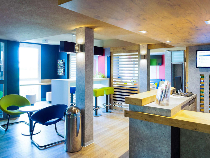 Public Area 2, ibis budget Granville, Manche
