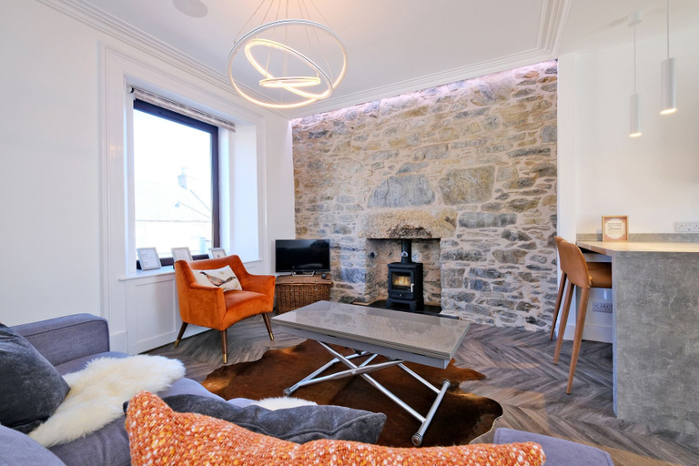 Others 5, Ben Shea Smart Home, Moray