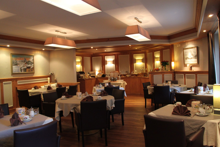 Food & Drinks 5, Hotel Albatros Zermatt, Visp