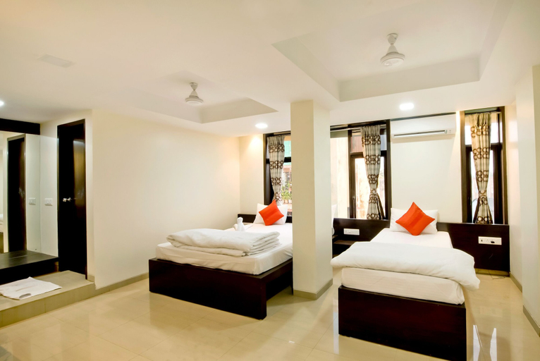 Bedroom 3, Hotel Shivprabha, Palghar